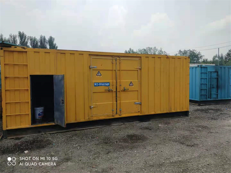 北塔200KW柴油发电机组需要配备什么型号的电缆线？